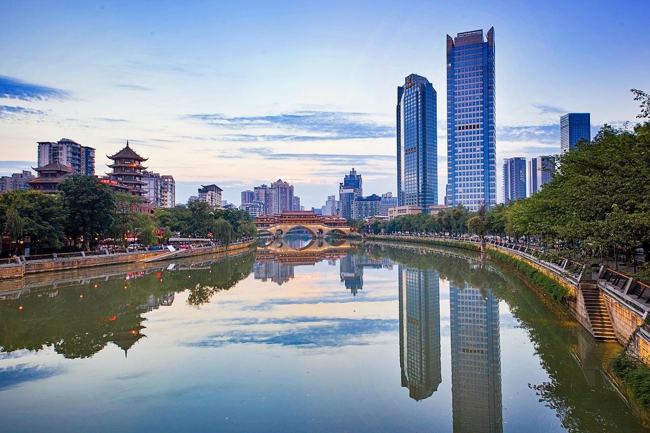 Chengdu Cloud Service Apartment Chunxi Taikoo Branch ภายนอก รูปภาพ